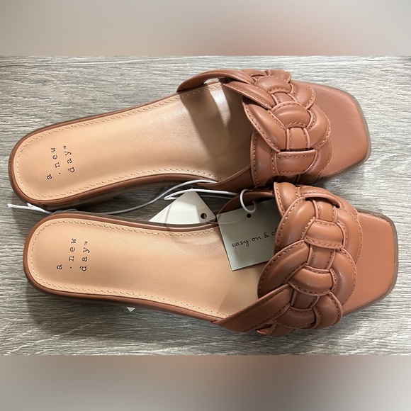 Women's Claudette Slide Sandals - A New Day - Picture 2 of 4